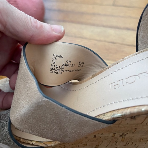 Coach Women’s ISLA Metallic Platform Wedge Sandals Cork Sz 7 - Picture 8 of 9